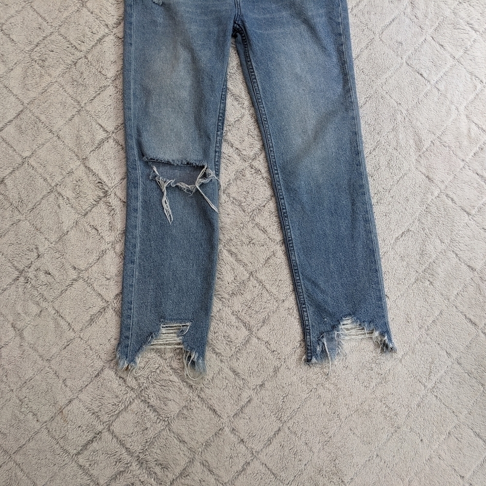 We The Free People Chewed Up Mid Rise Straight Jeans Women's 26 Indigo Blue - Picture 7 of 8